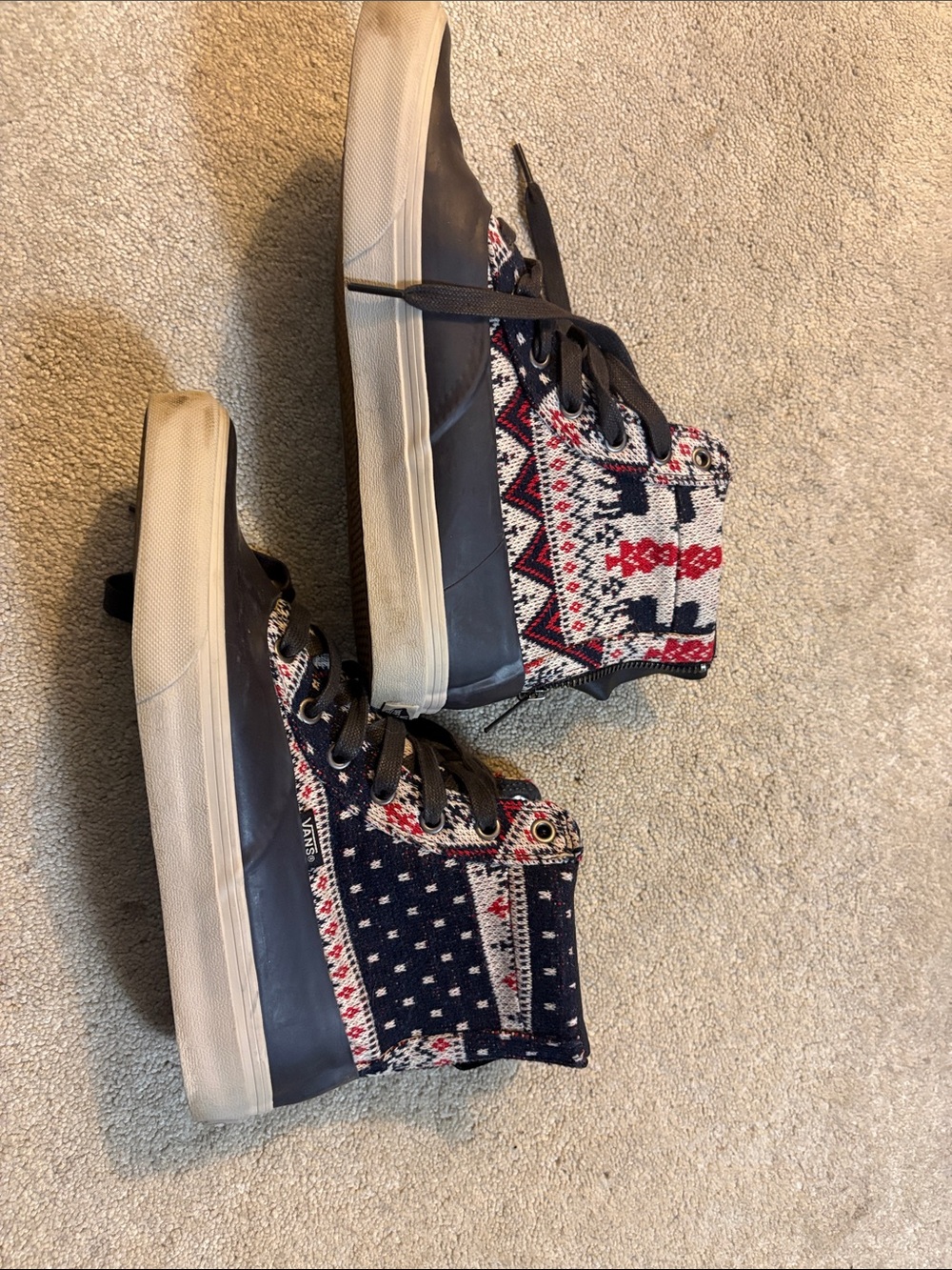 Vans women’s Navy, Red & Cream Patterned High-Top Sneakers